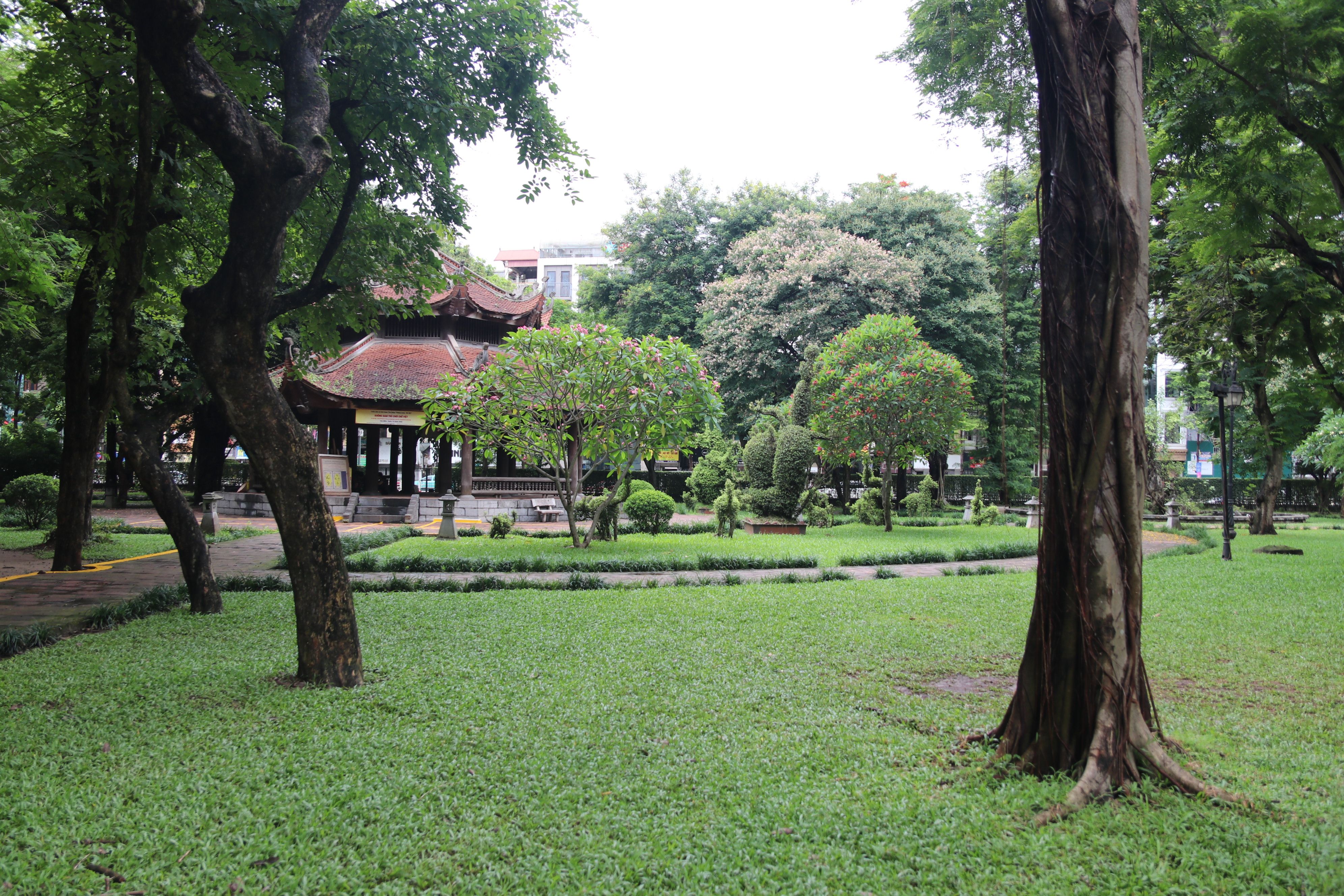 Vườn Giám