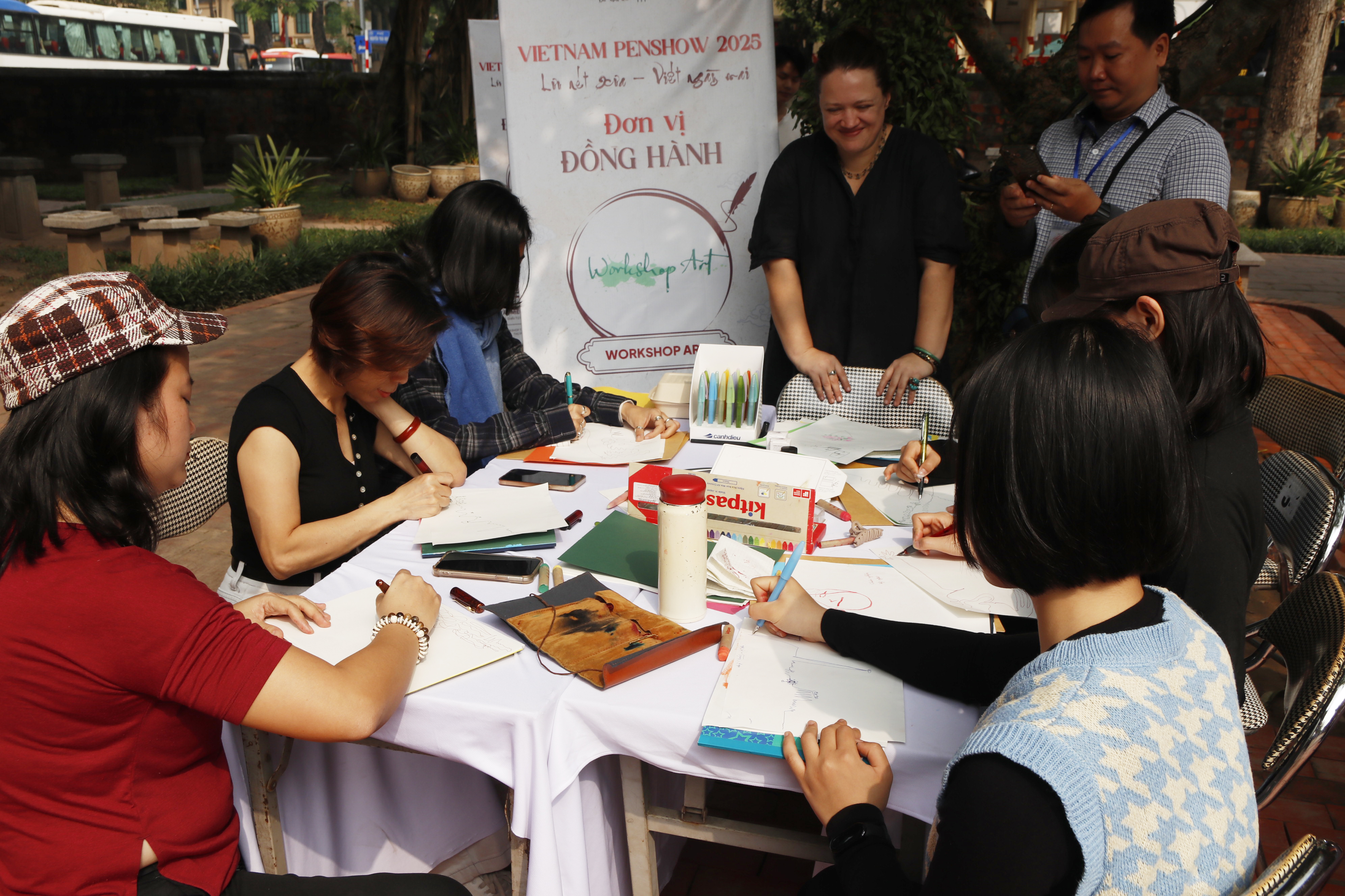 TRẢI NGHIỆM SÁNG TẠO TẠI CHUỖI WORKSHOP TRONG KHUÔN KHỔ VIETNAM PENSHOW 2025